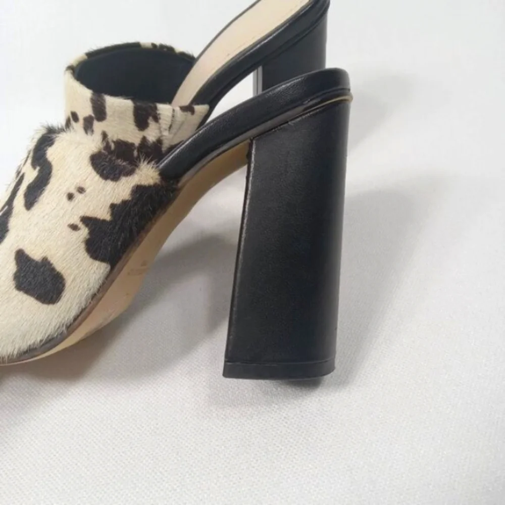SIGNATURE By Journee Collection Deena Cow Hair Print Sandal In Womens Size 6